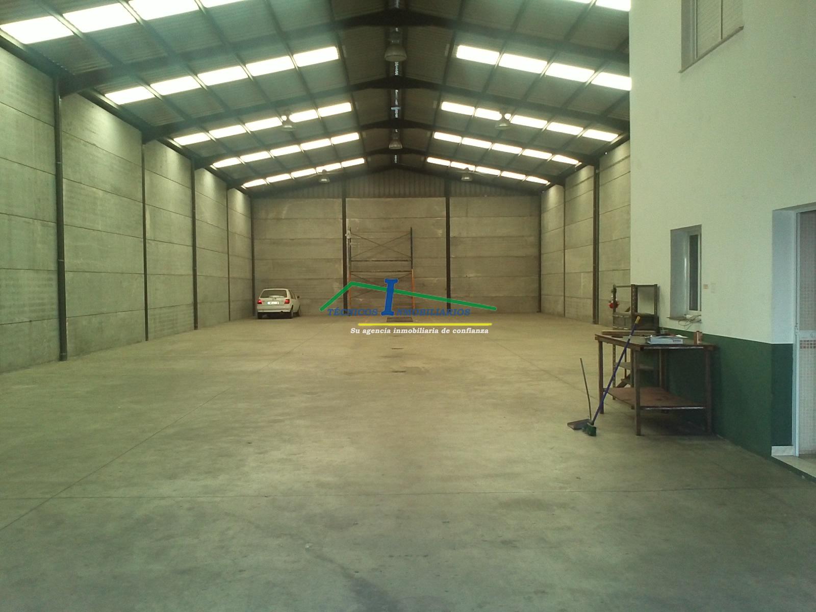 Alquiler de nave industrial en Mérida