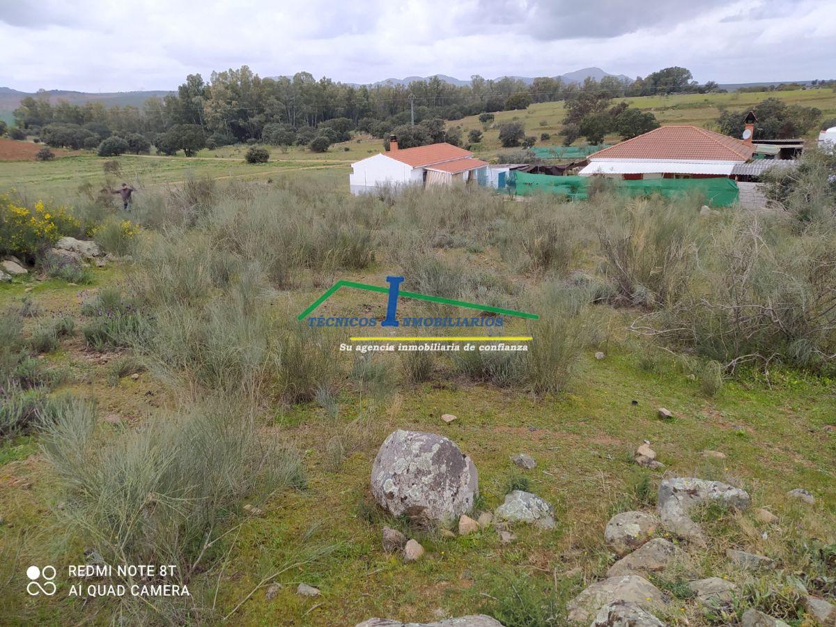 Venta de finca de recreo en Don Álvaro Venta de finca de recreo en Don Álvaro