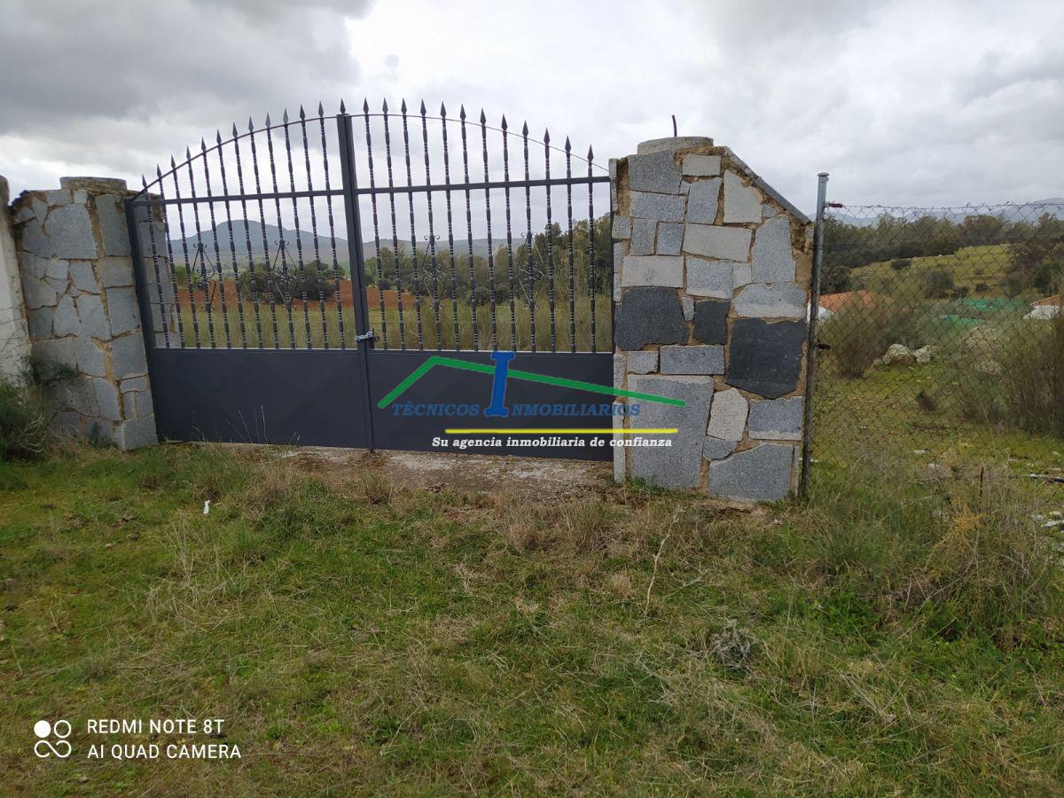 Venta de finca de recreo en Don Álvaro Venta de finca de recreo en Don Álvaro