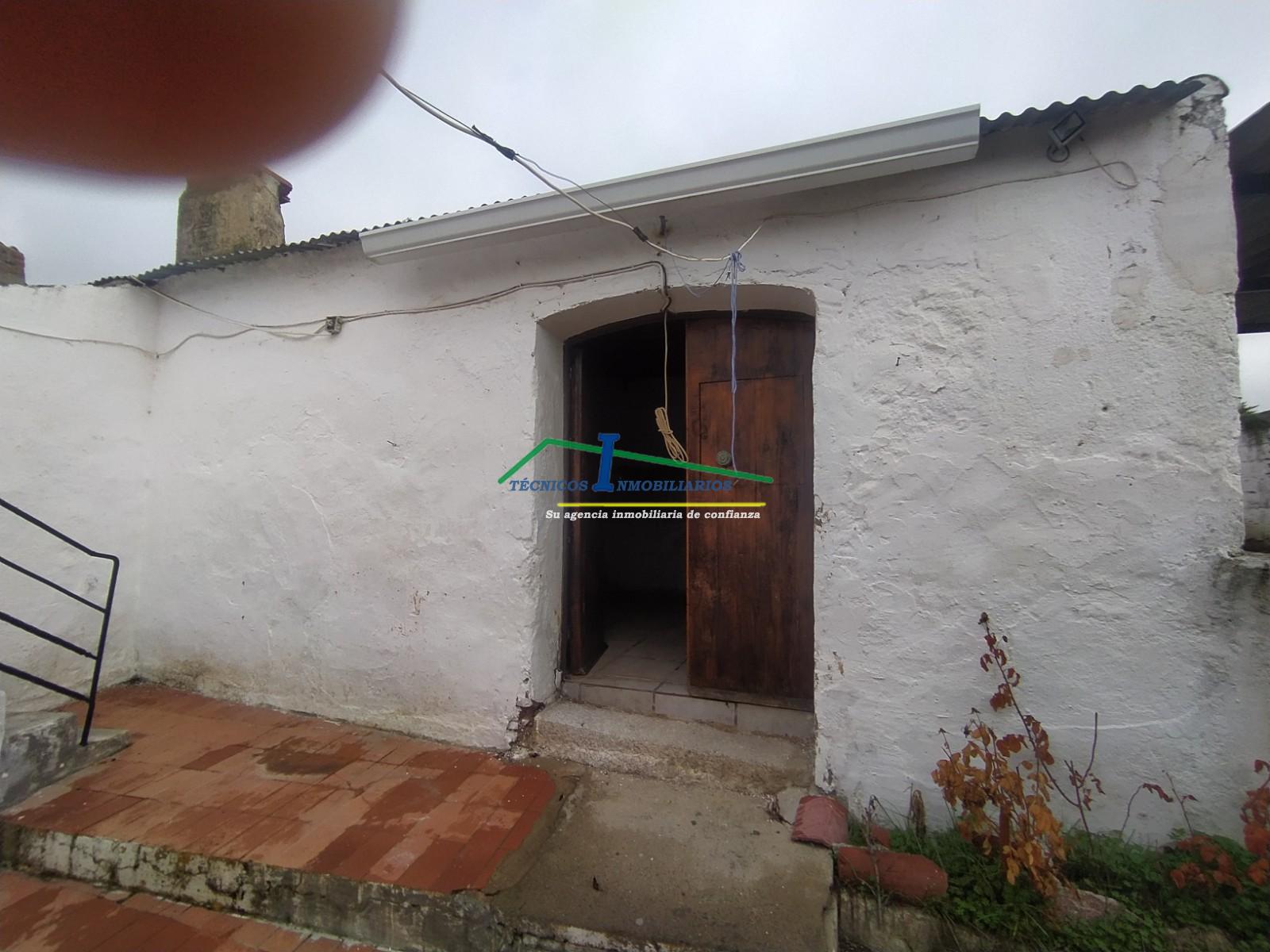Zu verkaufen von haus in
 Esparragalejo