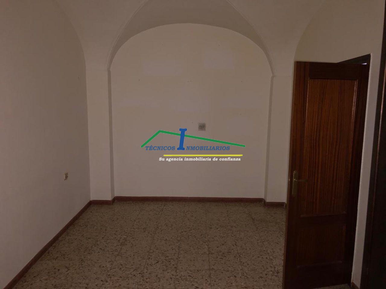Zu verkaufen von haus in
 Esparragalejo