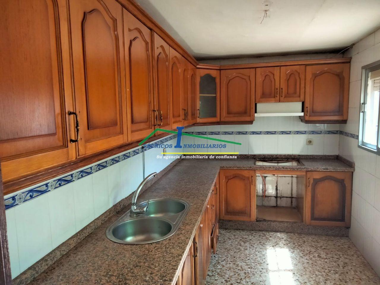 Zu verkaufen von haus in
 Esparragalejo