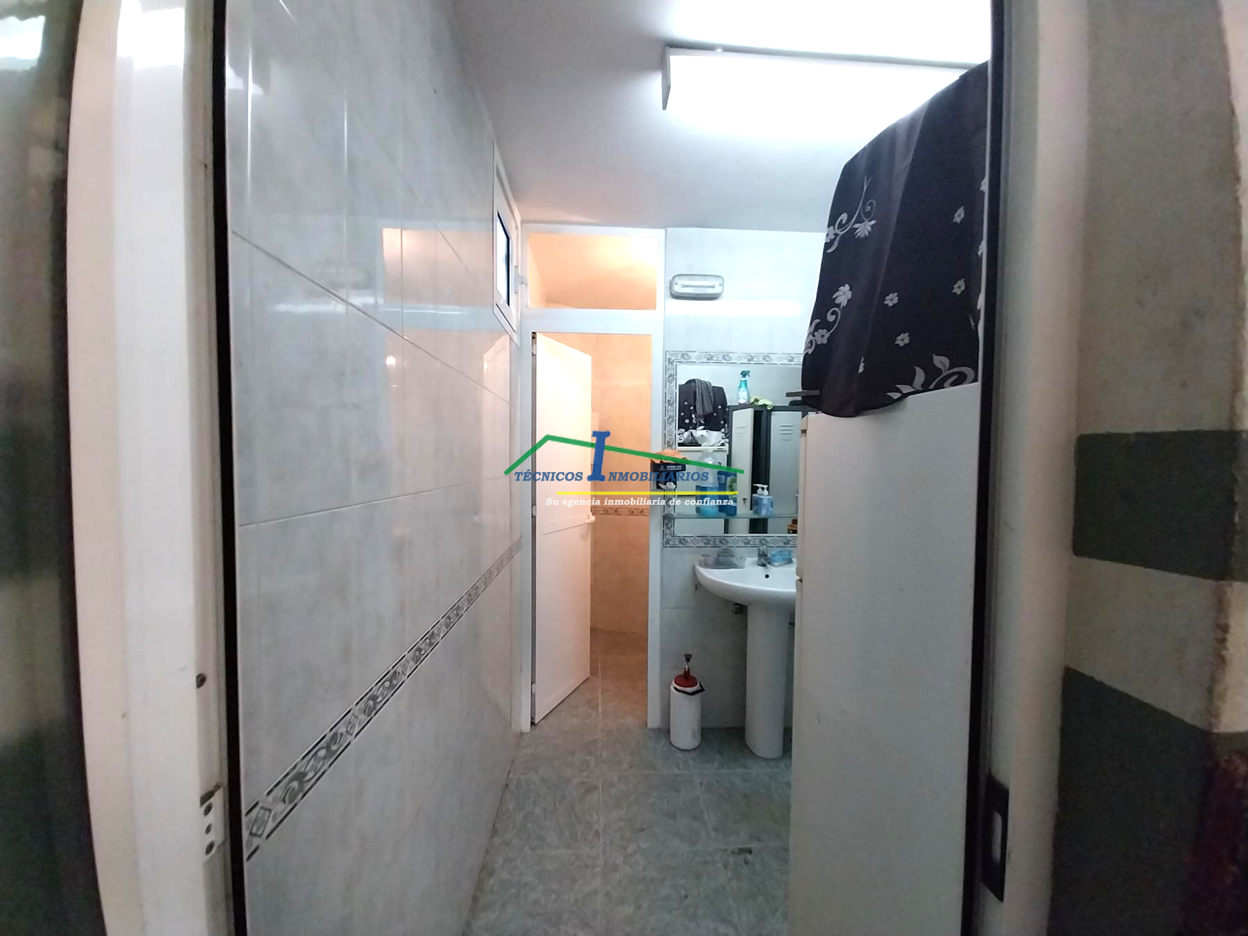 بيع من سفينة صناعية في Mérida