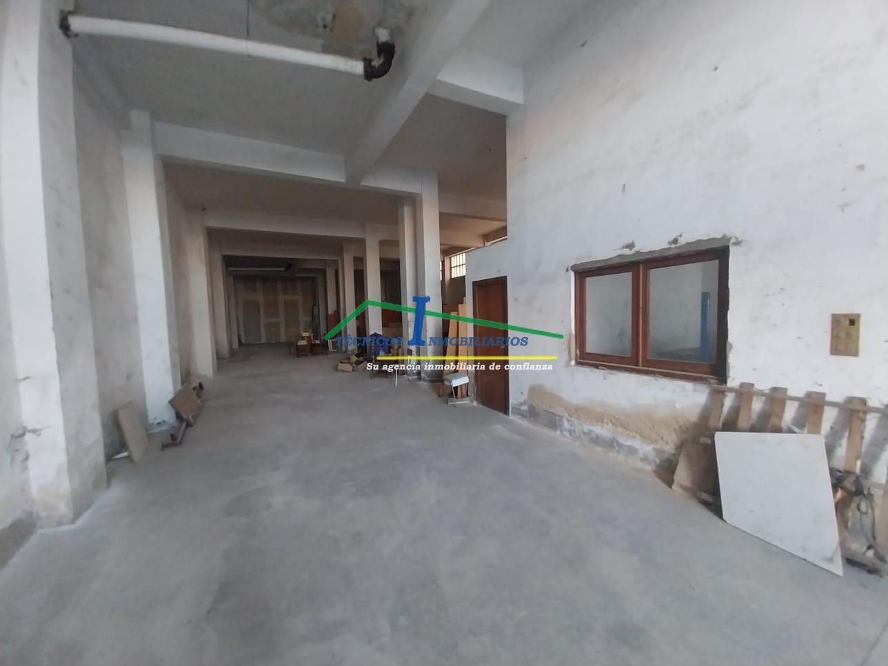 For sale of commercial in Mérida