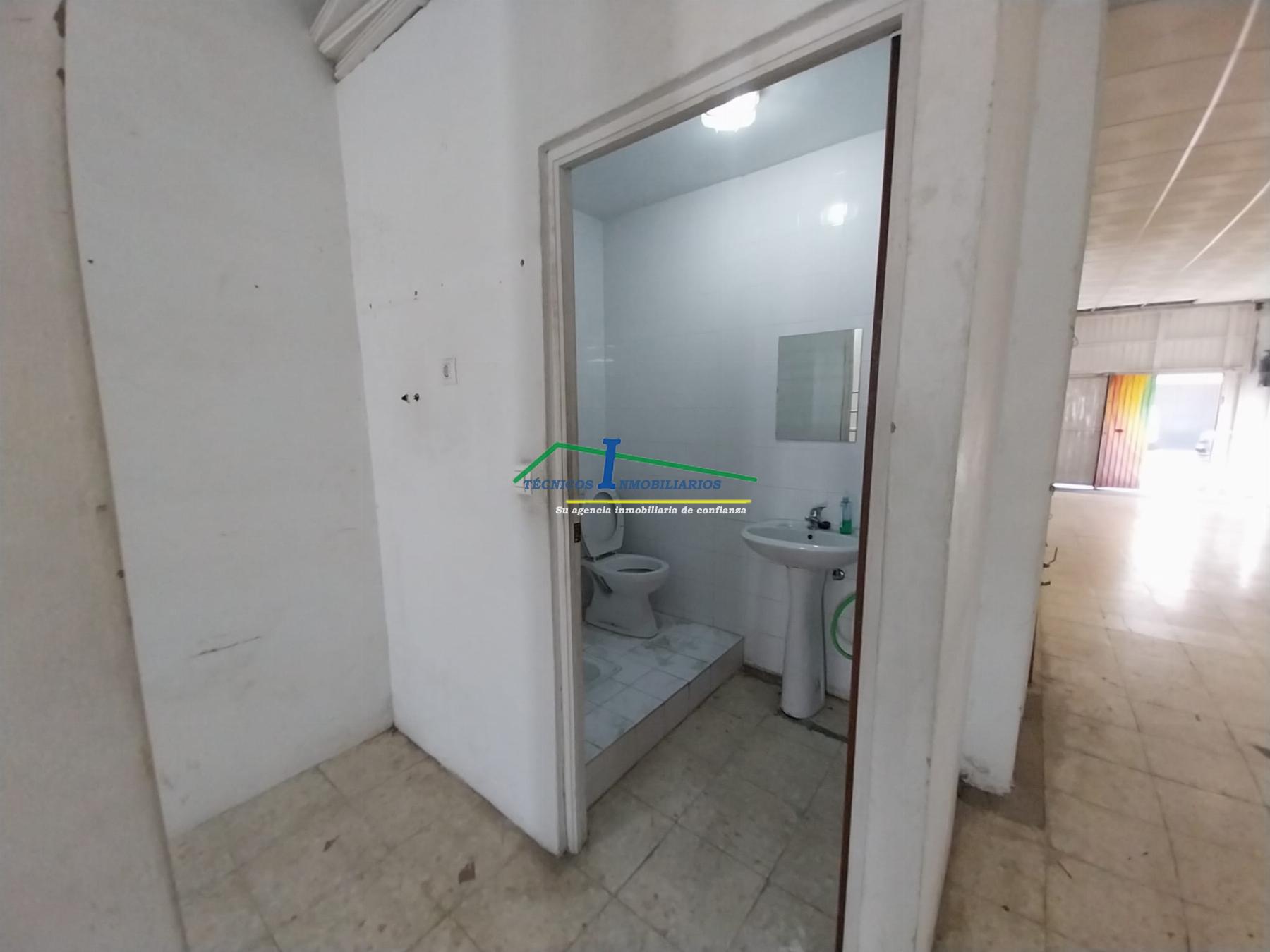 For rent of commercial in Mérida