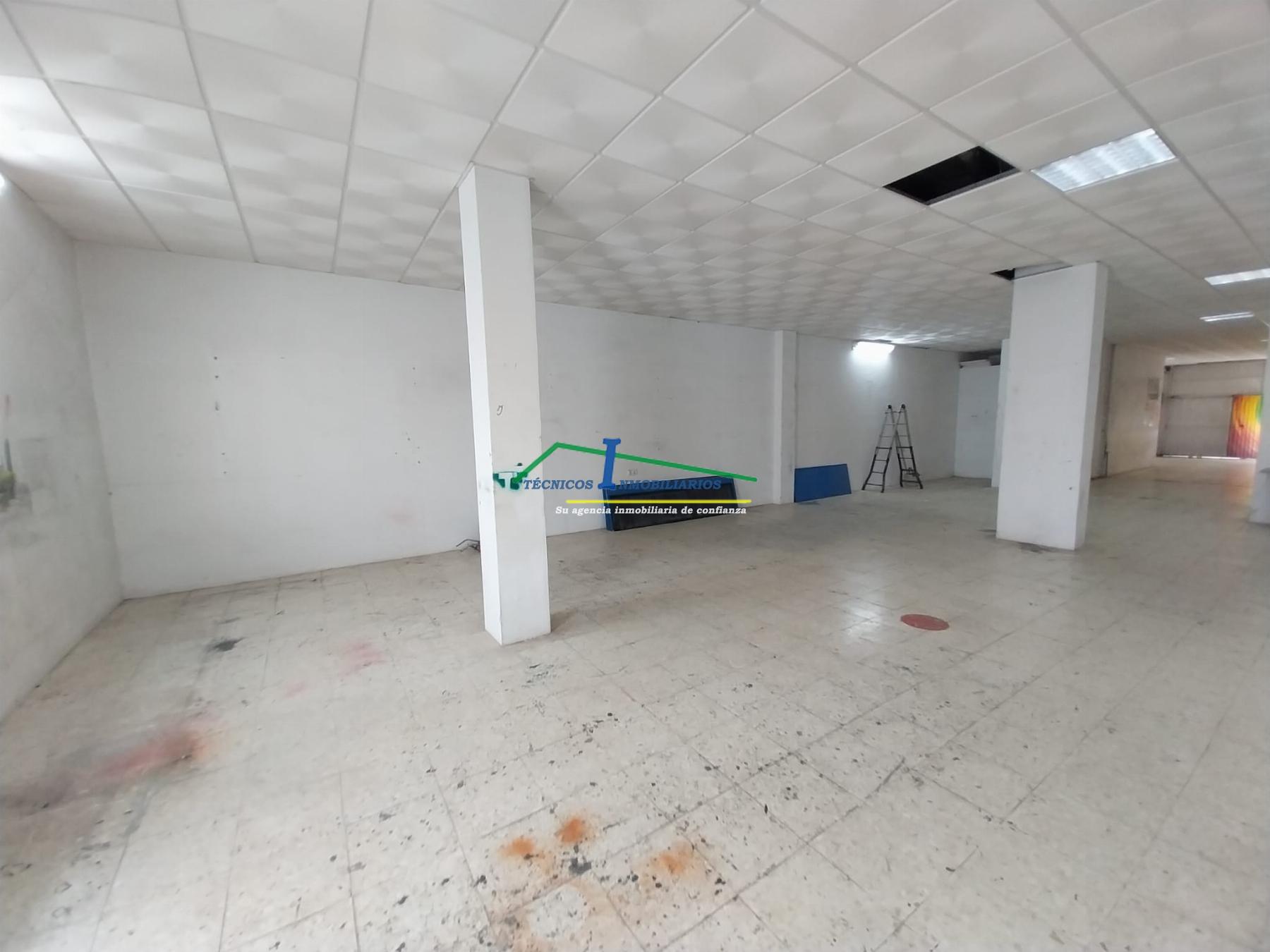 For rent of commercial in Mérida