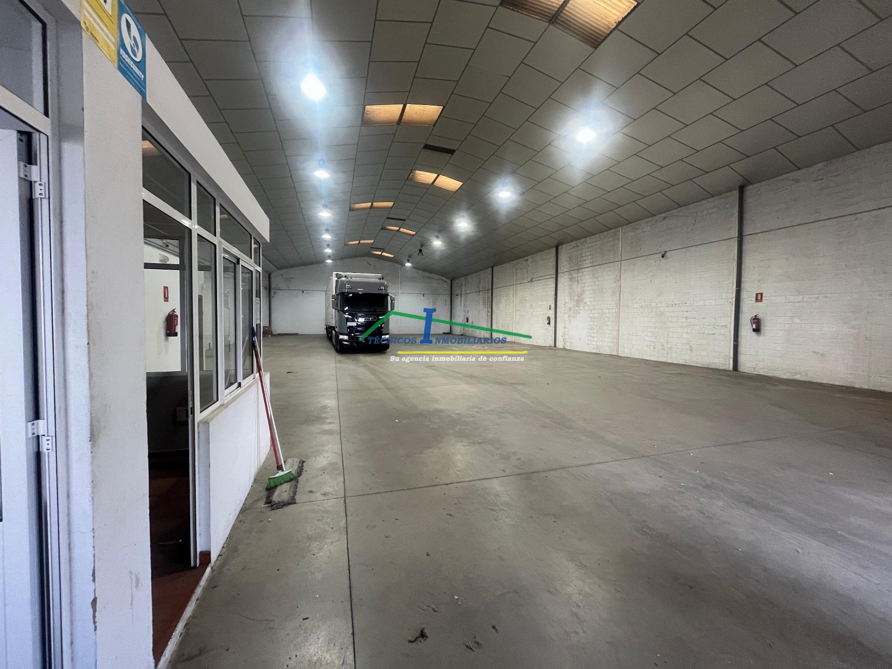 Alquiler de nave en Mérida Alquiler de nave en Mérida