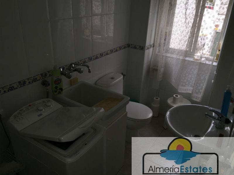 For sale of flat in Vélez-Rubio