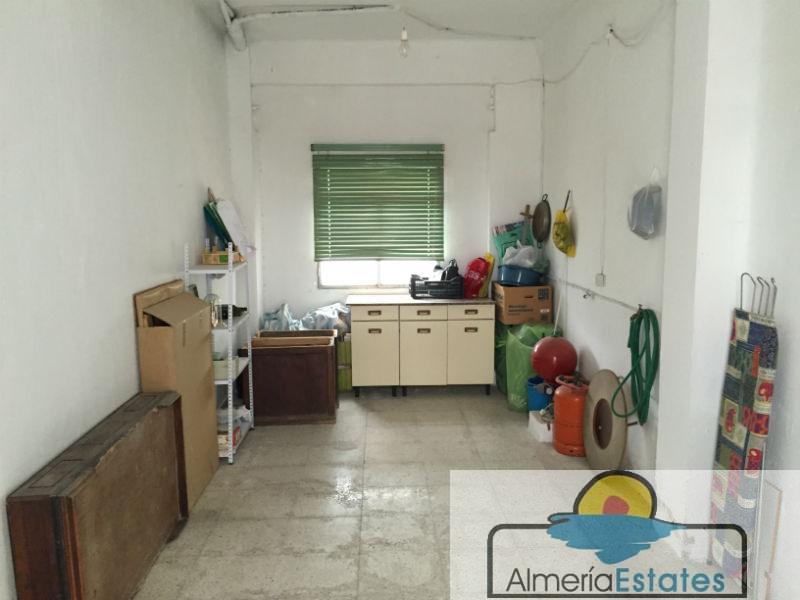 For sale of flat in Vélez-Rubio