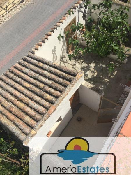 For sale of house in Vélez-Rubio