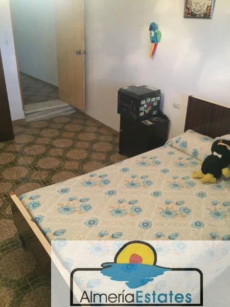 For sale of house in Vélez-Rubio