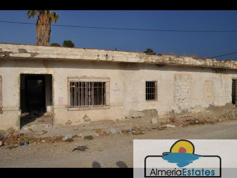 For sale of house in Albox