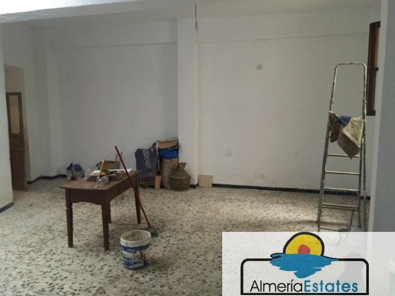 For sale of house in Vélez-Rubio