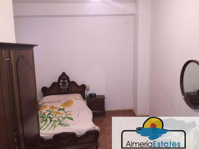 For sale of house in Vélez-Rubio