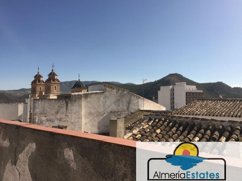 Venta de casa en Vélez-Rubio