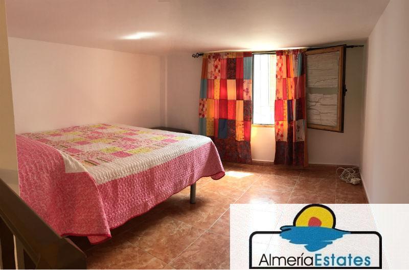For sale of flat in Vélez-Rubio