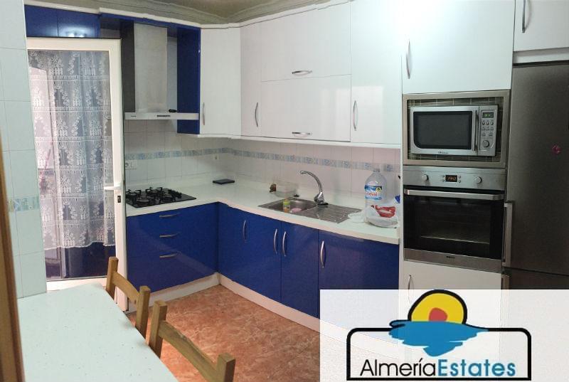 For sale of flat in Vélez-Rubio