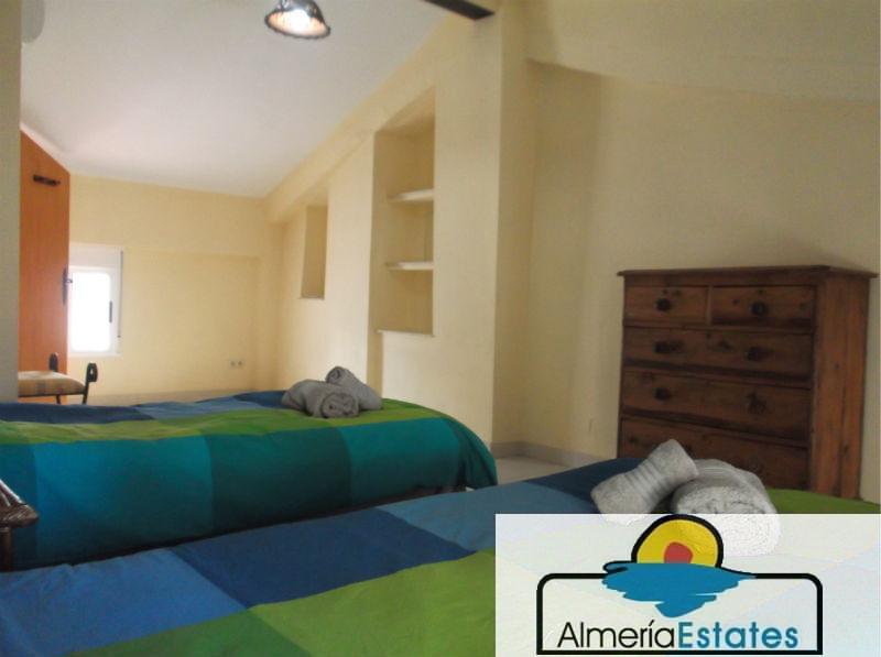 For sale of house in Vélez-Rubio