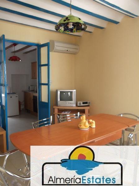For sale of house in Vélez-Rubio