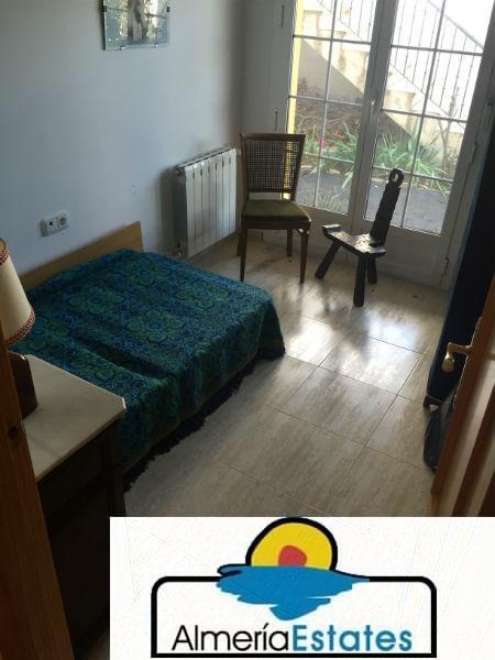 For sale of house in Vélez-Rubio