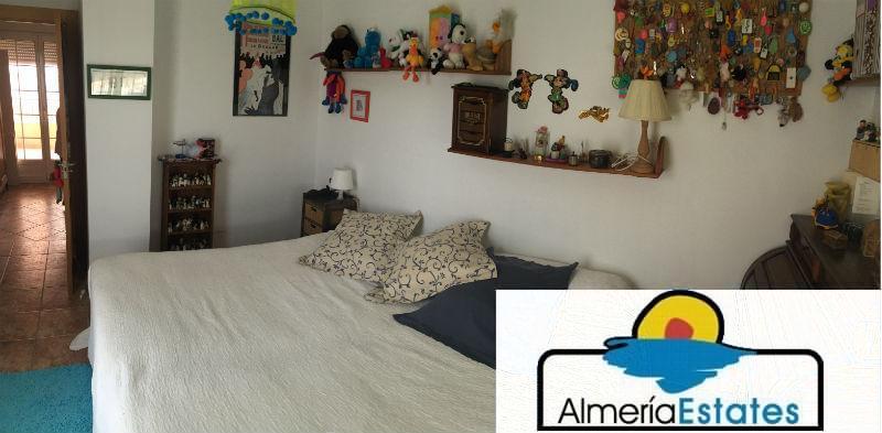 For sale of house in Vélez-Rubio