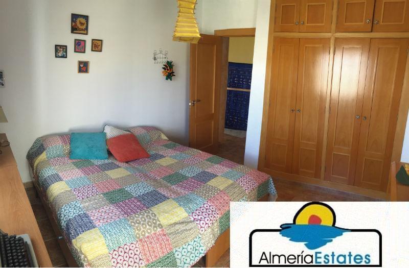 For sale of house in Vélez-Rubio
