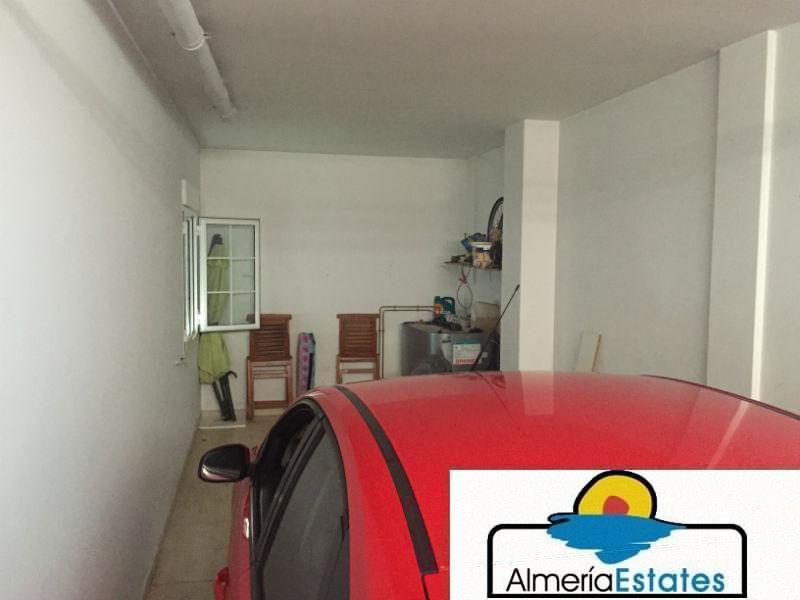 For sale of house in Vélez-Rubio
