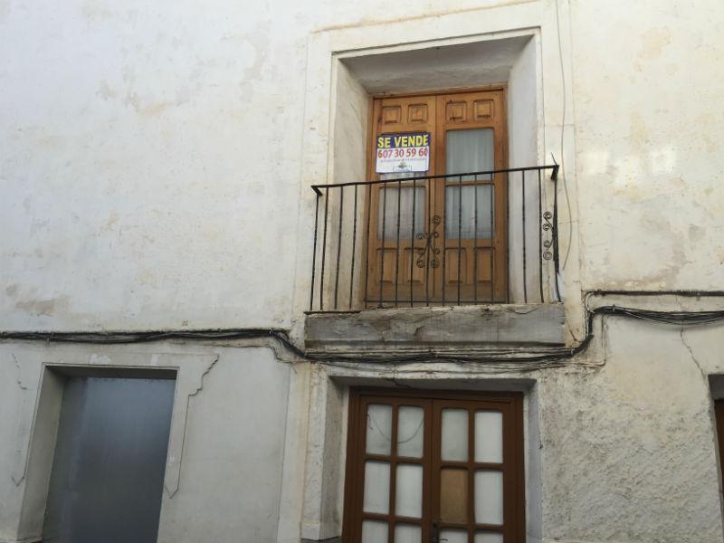 For sale of house in Vélez-Blanco