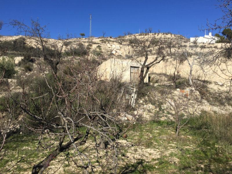 For sale of rural property in Vélez-Blanco