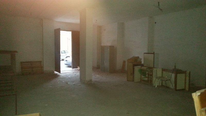 For rent of commercial in Albox