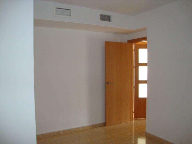 For sale of flat in Fines