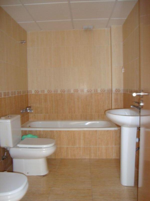 For sale of flat in Fines