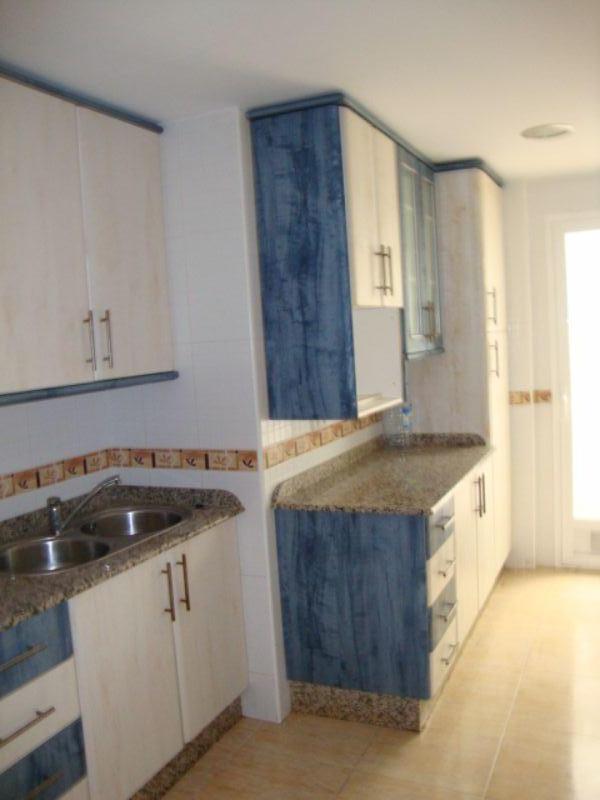 For sale of flat in Fines