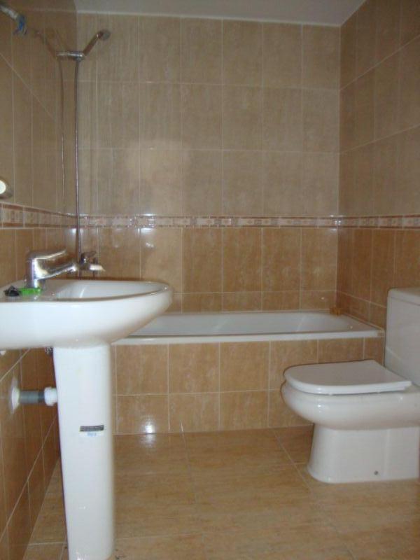 For sale of flat in Fines