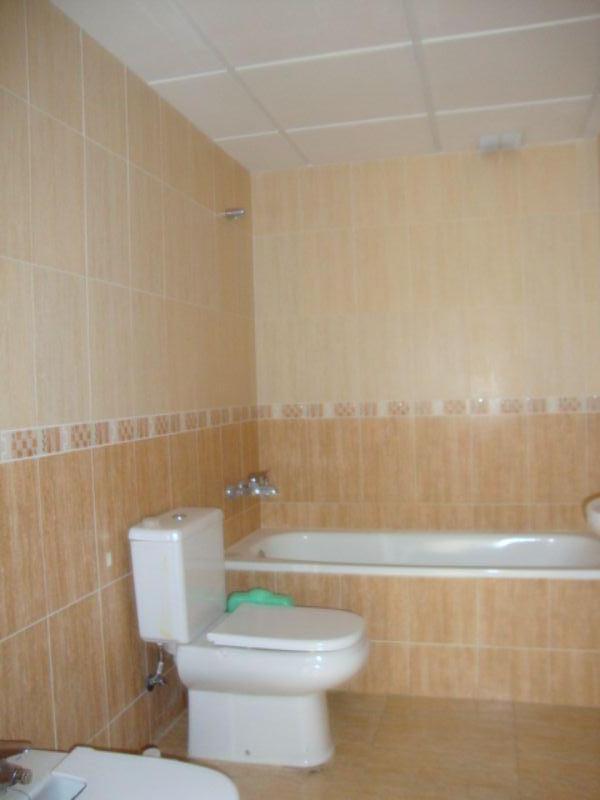 For sale of flat in Fines