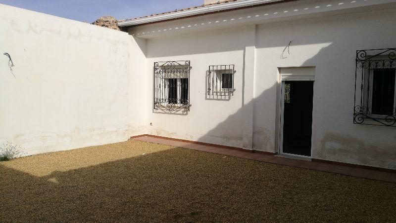 Venta de villa en Arboleas