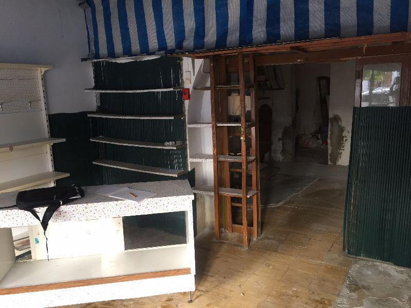 For sale of commercial in Vélez-Blanco
