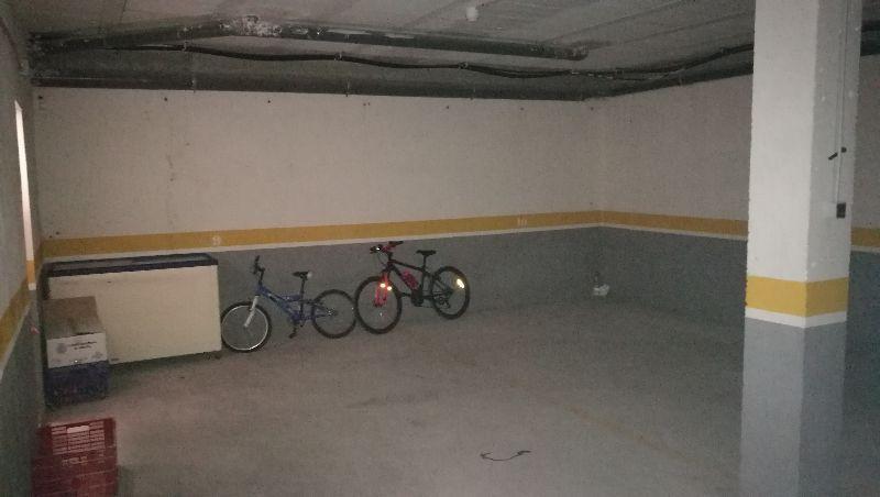 For rent of garage in Zurgena