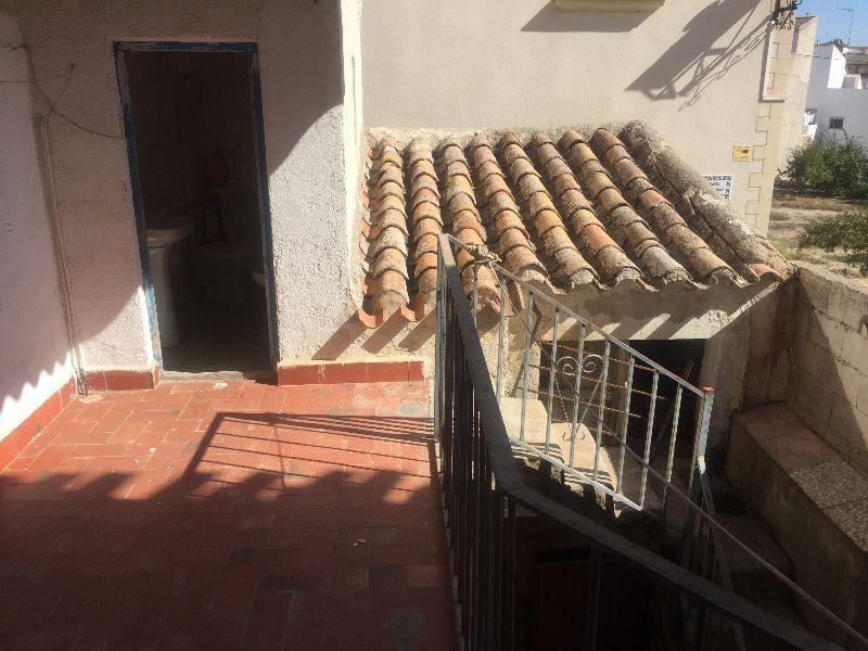 For sale of house in Vélez-Rubio