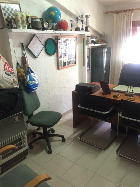 For sale of house in Vélez-Blanco