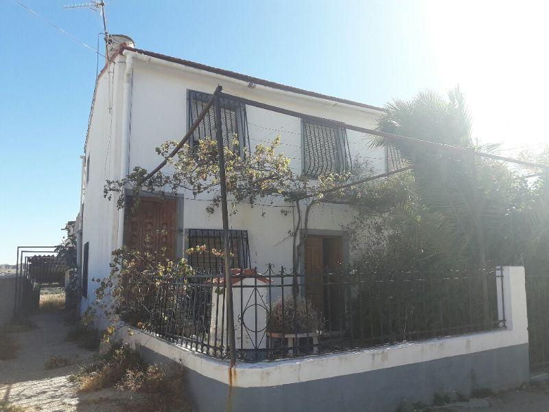 For sale of house in Cantoria