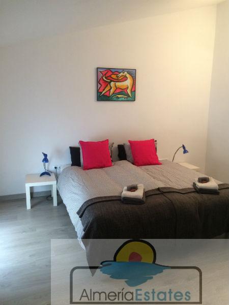 For sale of house in Vélez-Rubio