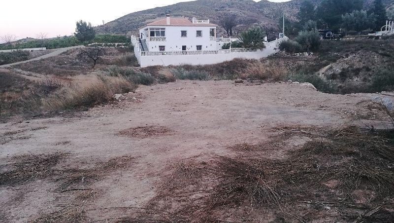 Venta de terreno en Arboleas