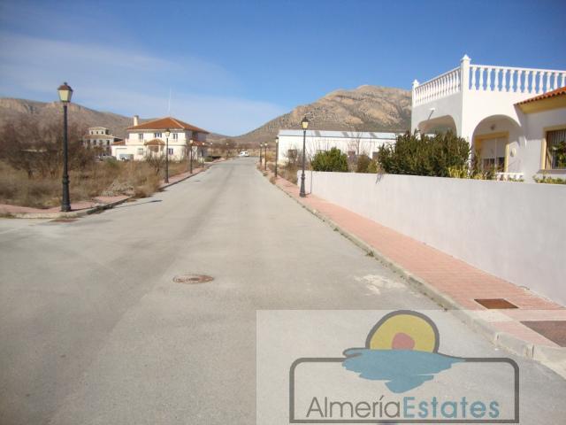 For sale of land in Chirivel