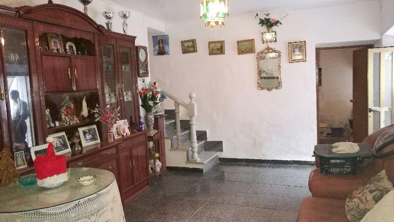 For sale of house in Oria