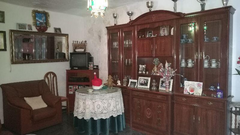 For sale of house in Oria