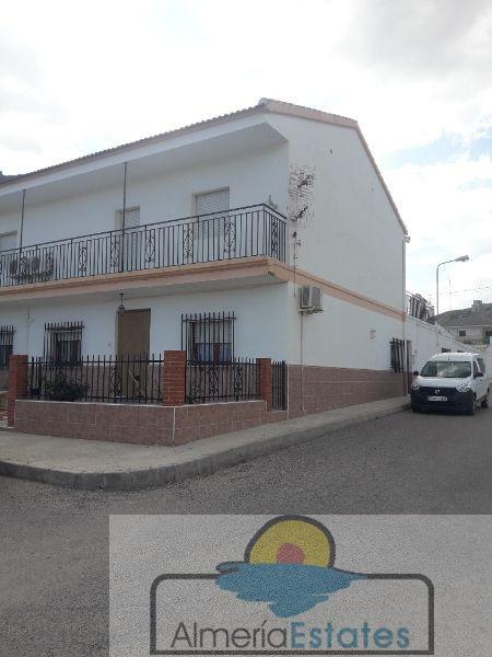 For sale of house in Almanzora