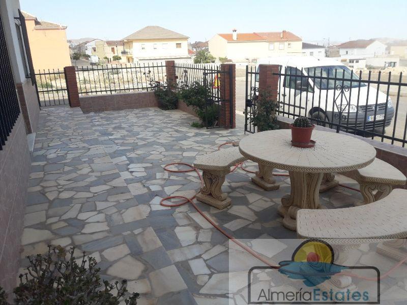 For sale of house in Almanzora