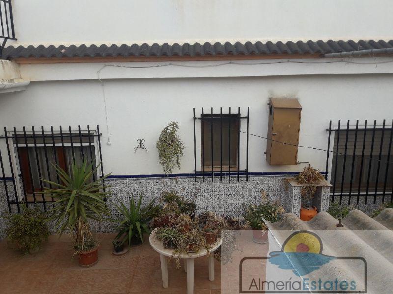 For sale of house in Almanzora