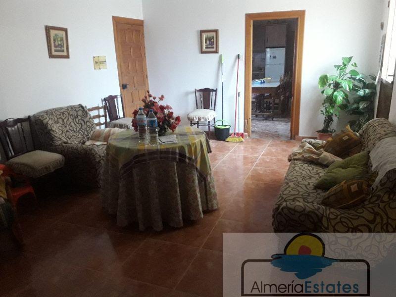 For sale of house in Almanzora